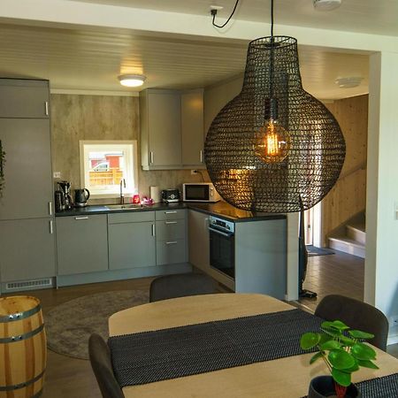 Lilleeideholmen Sjohusutleie Apartamento Haug Exterior foto