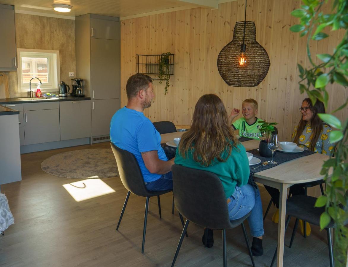 Lilleeideholmen Sjohusutleie Apartamento Haug Exterior foto